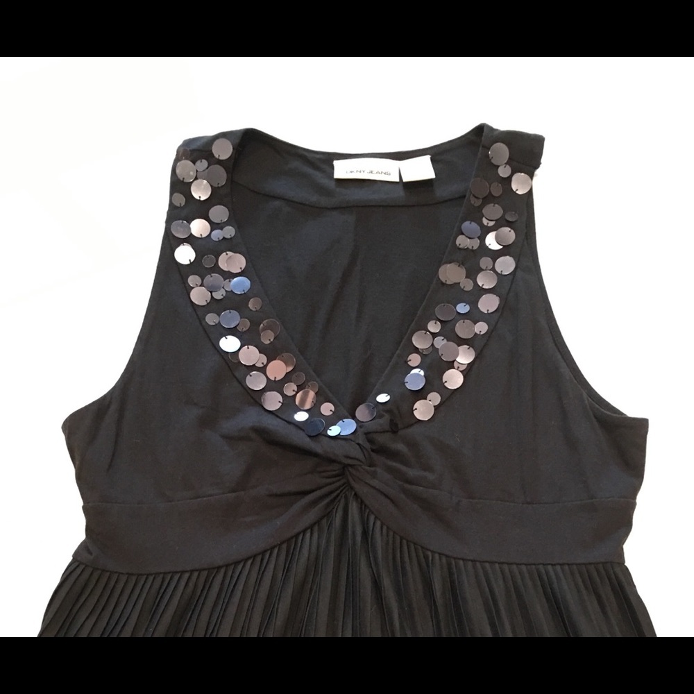 DKNY Jeans Black Knit Sleeveless Top w/Sequence - Picture 2 of 3